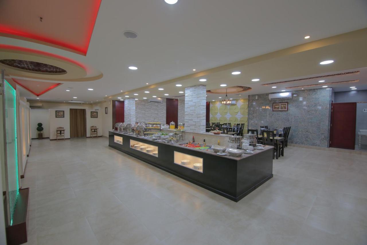 Rose Oasis Hotel Nadżran Zewnętrze zdjęcie